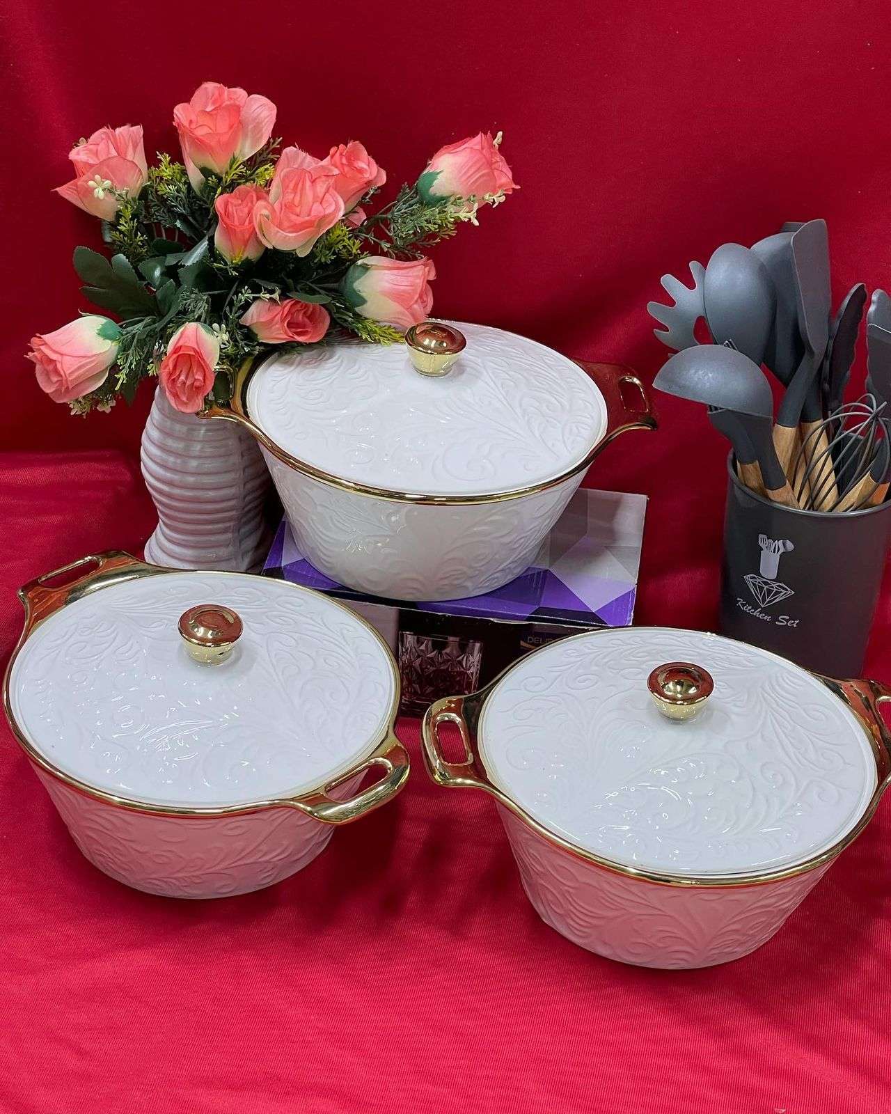 Elegant and simple serving dishes