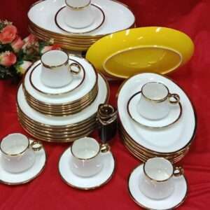 Gold line dinner set